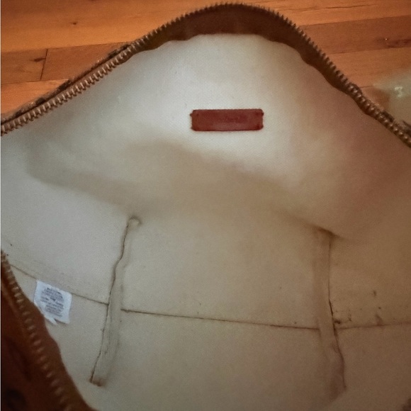 Madewell The Canvas Sling Bag in Leopard Love Dried Cedar - Picture 10 of 17